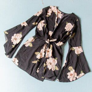 Vici Black Floral Print Long Flare Sleeve Faux Wrap Mini Dress Size Small